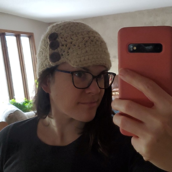 Winter hat - Picture 4 of 4